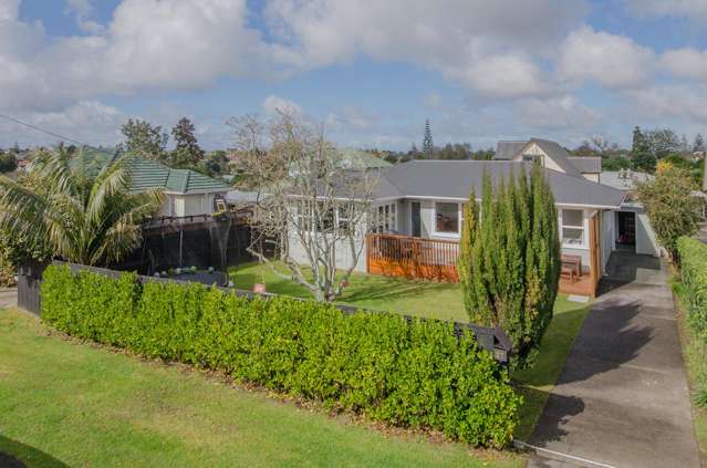 57 Totara Road Te Atatu Peninsula_1