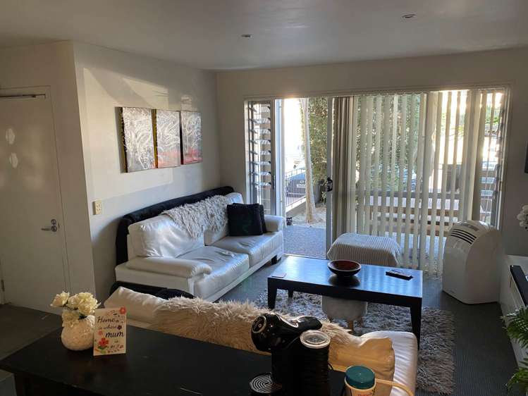 98a Michael Jones Drive Flat Bush_1