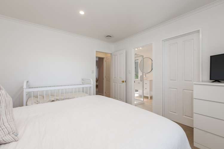 27 Donald Street Stanmore Bay_10