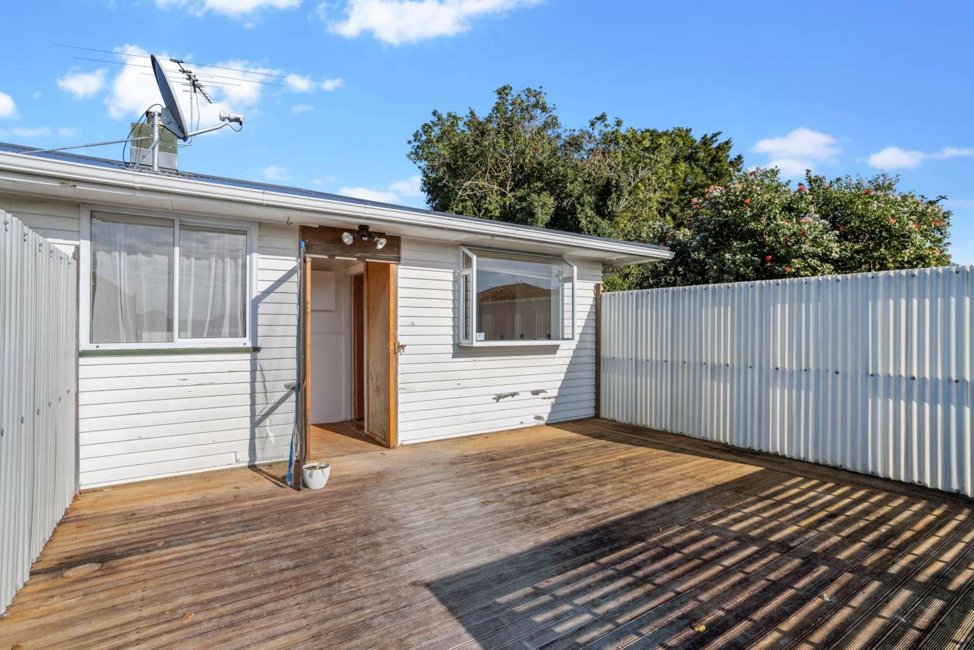 35 Flanshaw Road Te Atatu South_0