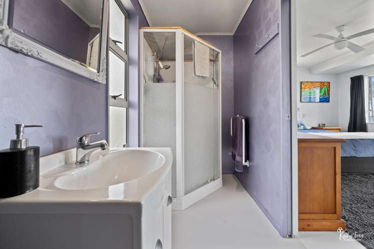 13 Bayly St Baylys Beach_19
