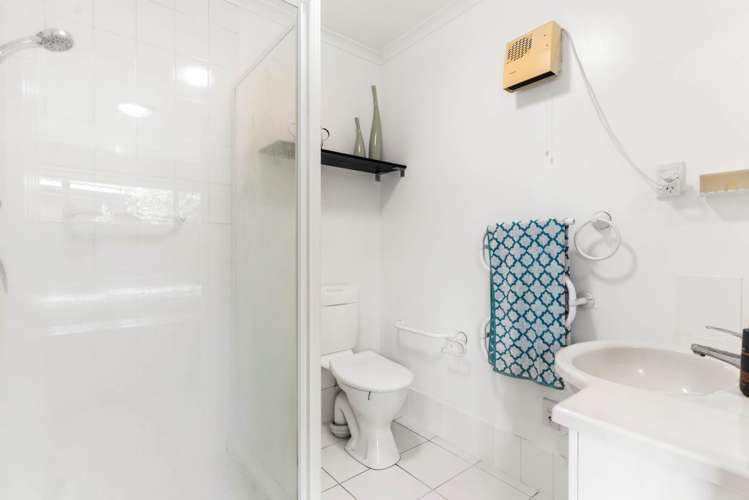 19 Ryehill Close New Lynn_12