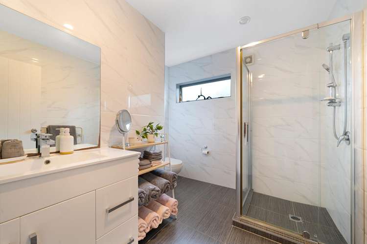 28B Kirrie Avenue Te Atatu South_11