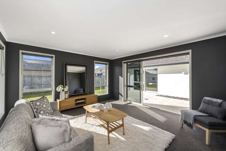 137 Saint James Drive Huntington_12