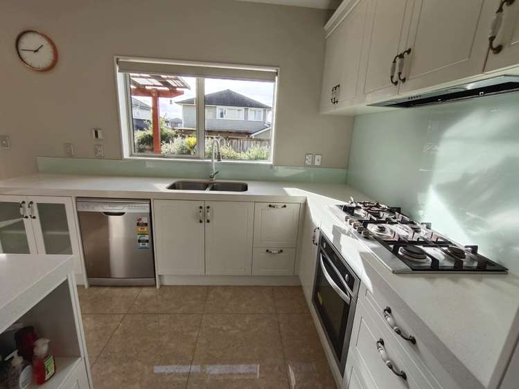 15 Ballindrait Drive Flat Bush_4