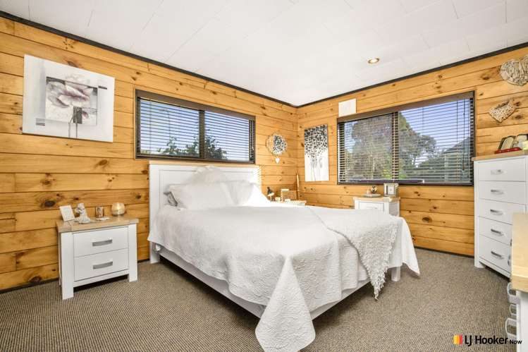 5 Hadley Wood Drive Wattle Downs_8