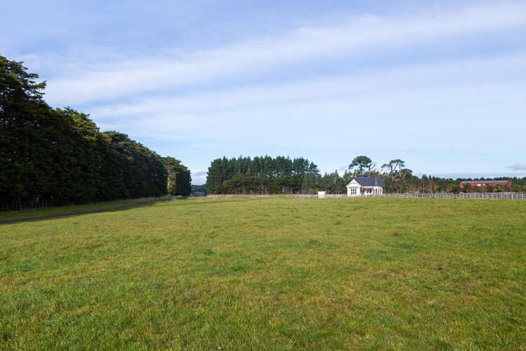 131 Underhill Road Woodside_13