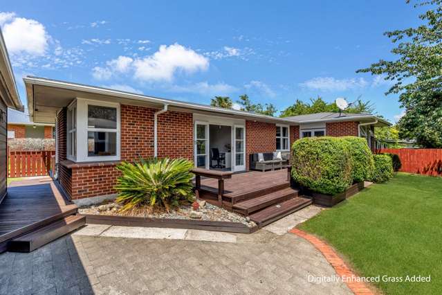 Make it Your Own - In Sought After Lynmore