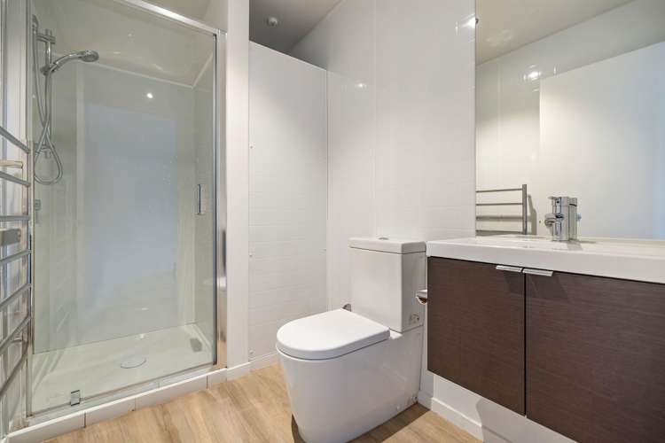 31a/135 Hallenstein Street Queenstown_6