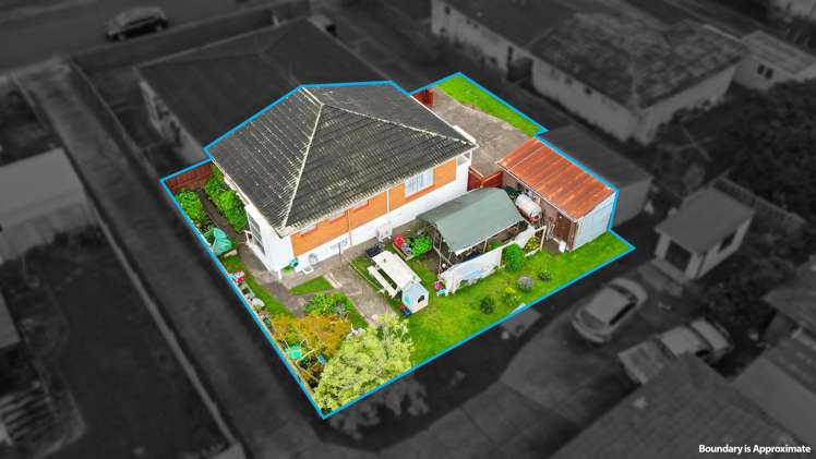 2/39 Blacklock Avenue Henderson_19