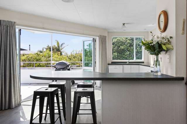 2/75 Harper Road Waimarama_2