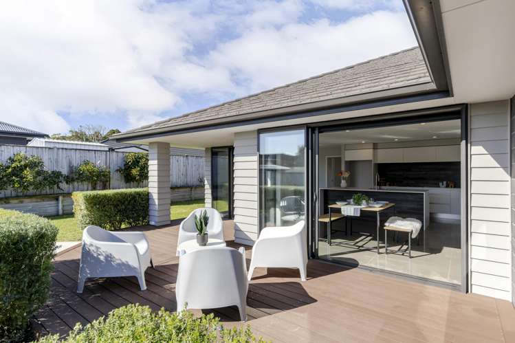 10 Masters Lane Waitara_9