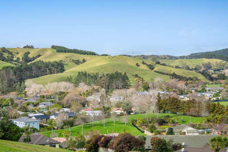 4D Forlong Rise Helensville_33