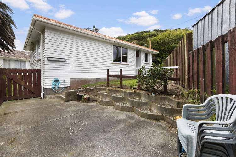 64 Montreal Grove Kingston_9