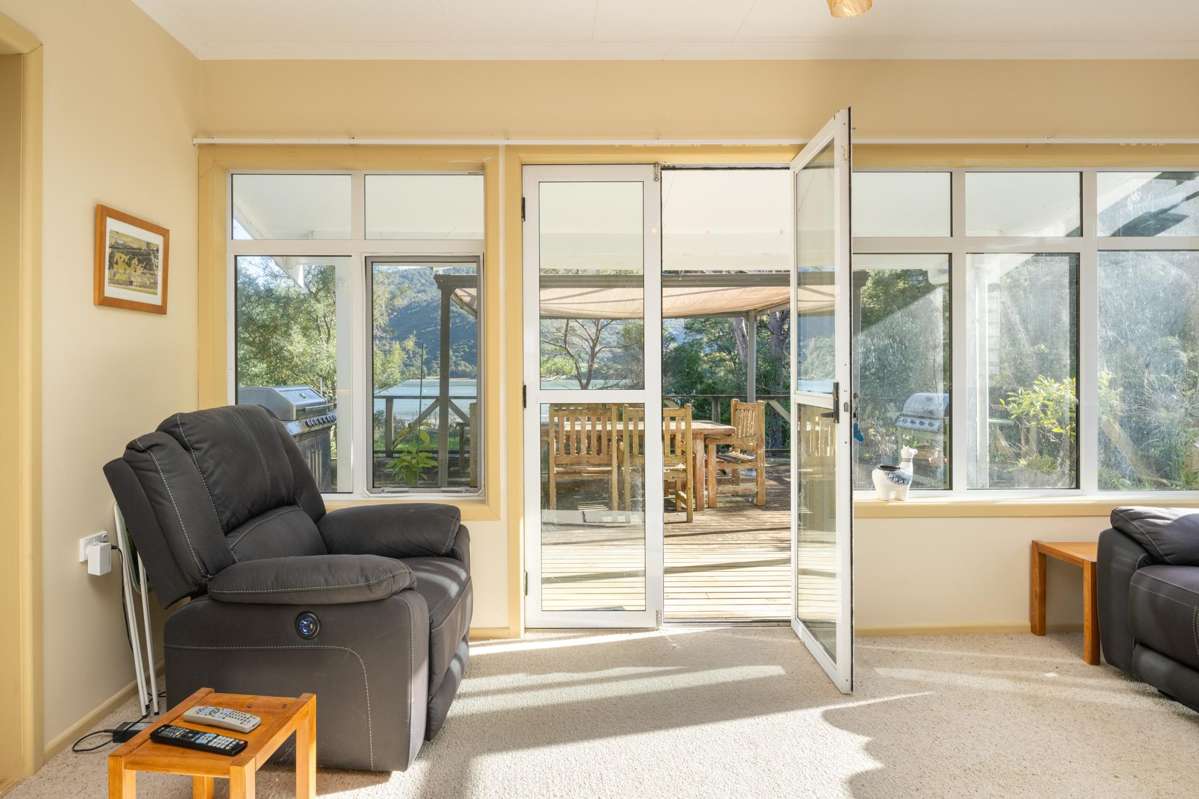 6694 Kenepuru Road_5