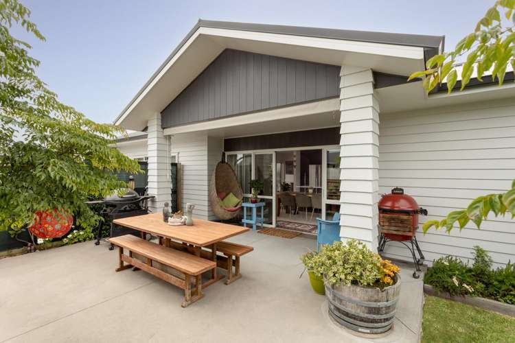 2 Karanema Place Coastlands Whakatane_0