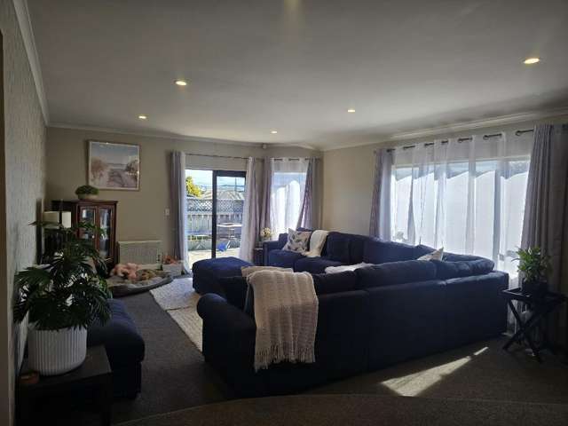 50 Arrowsmith Avenue 1140_4