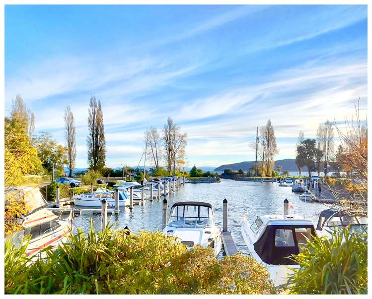 7 Otaketake Drive Kinloch_14