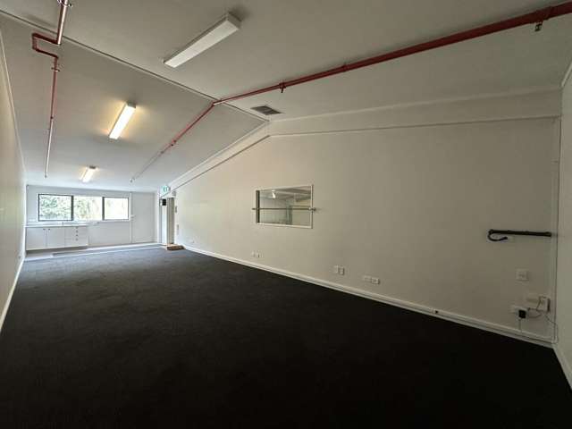 Tenancy 7, 130 Maleme Street Greerton_3