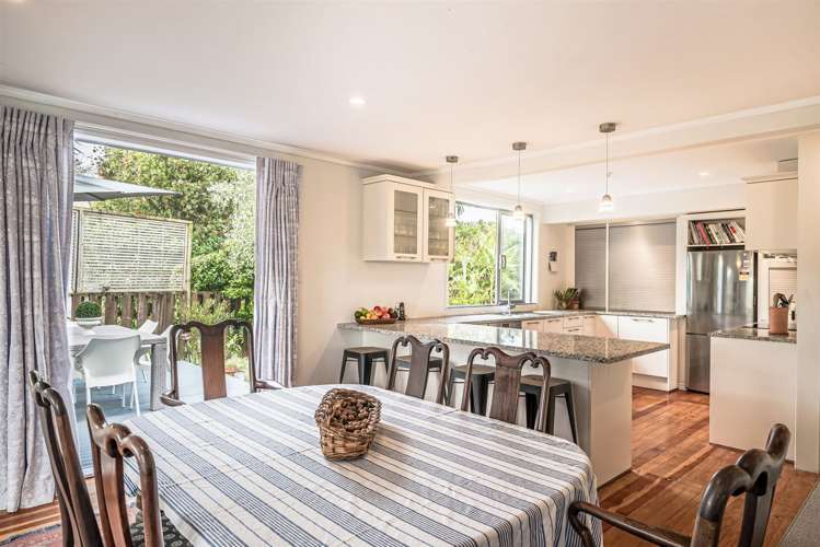 4 Fifeshire Street Belmont_10