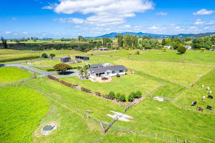 78 Higginson Road Ngahinapouri_32