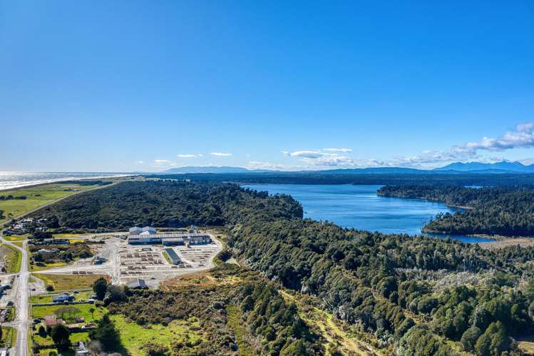 11 Butlers Road Ruatapu_26