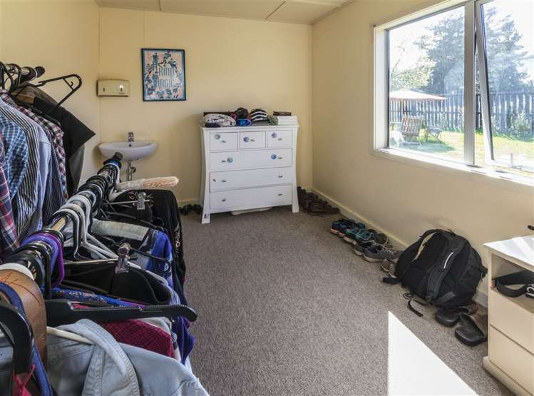 31 Newcastle Road Hawea Flat_10