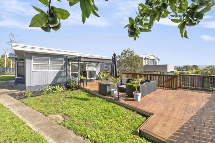 28 Ridgemount Rise Mangere Bridge_15