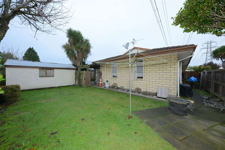 2/17 Takaro Avenue Sockburn_1