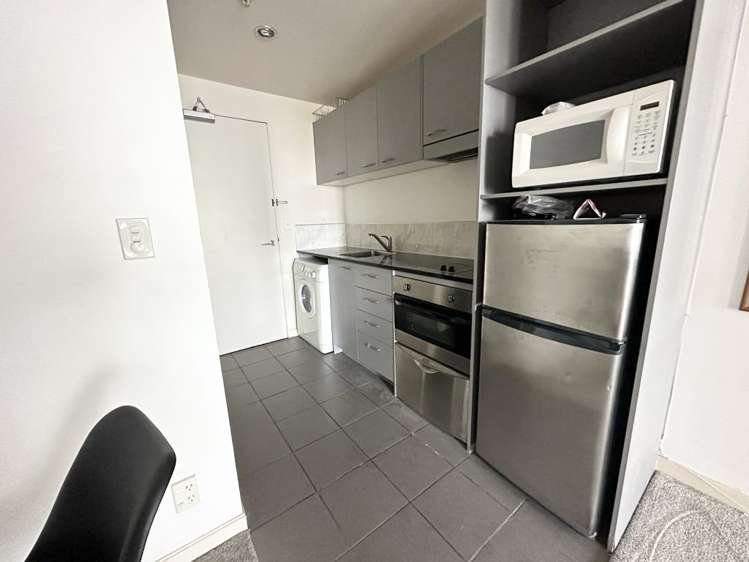 17j/76 Albert Street Auckland Central_3