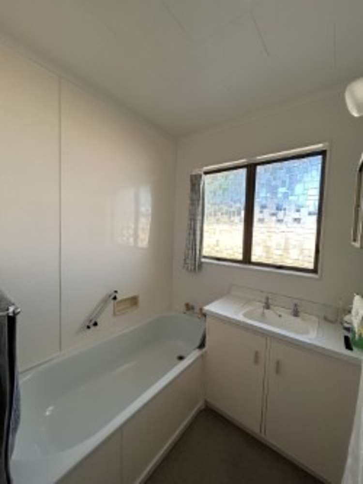 1/152 Milton Street 1947_8