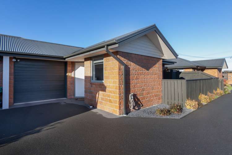 2/31 Neill Street Hornby_7