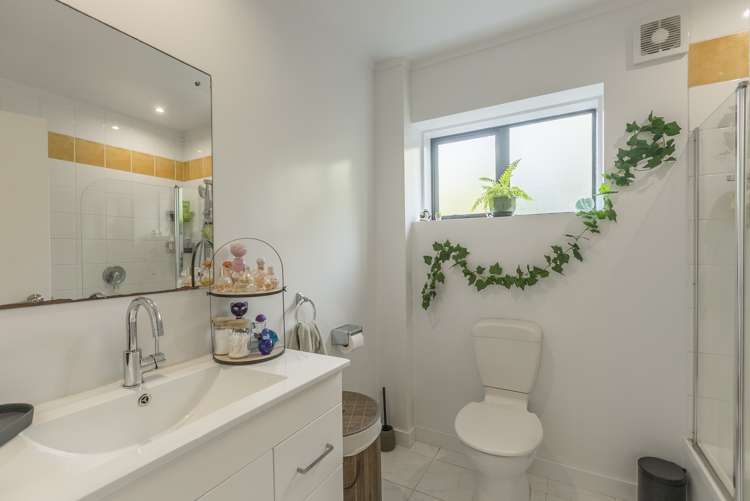 1/14 Duncan Street Tawa_20