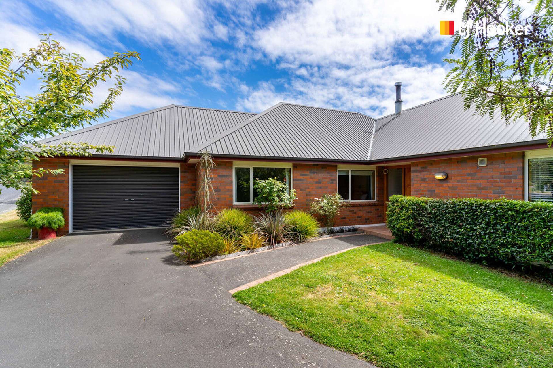 8 Jaffray Drive East Taieri_0