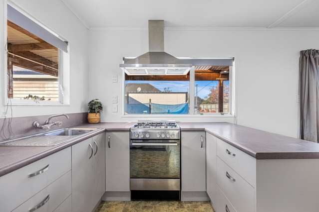 12A Railway Terrace Templeton_3