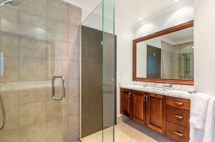 45 Arrowsmith Avenue Waipahihi_18