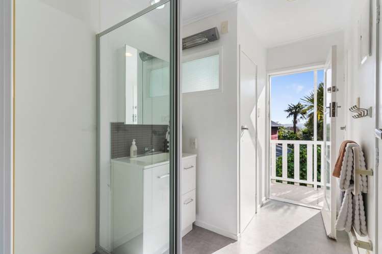 4/1 Saratoga Avenue Herne Bay_6