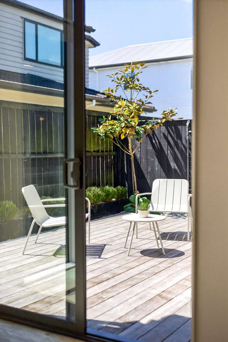 7 Walford Road Point Chevalier_11