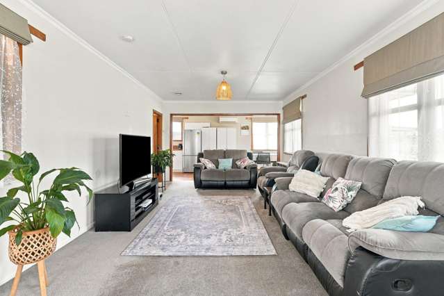 2 Ngaire Street Longburn_3