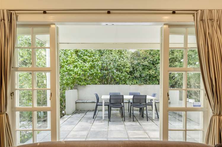 22 Freemans Way Pinehaven_4