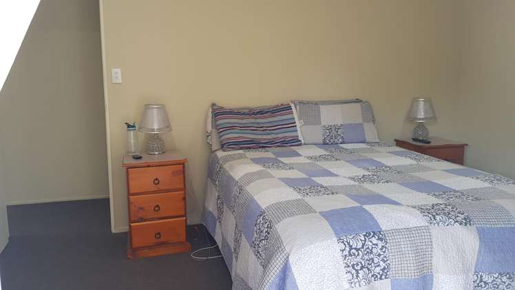 2/13 Bunnythorpe Road Papakura_12