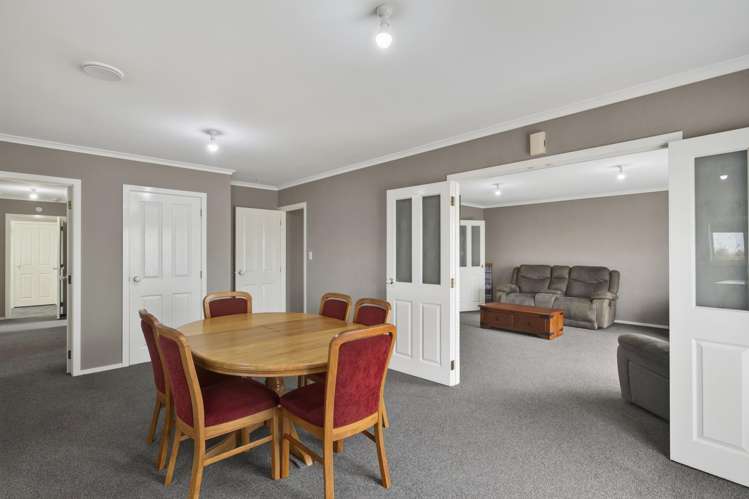 156 King Road Inglewood_18