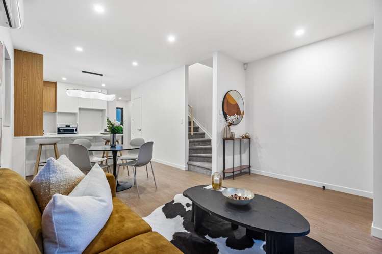 216 Henwood Road Westgate_14