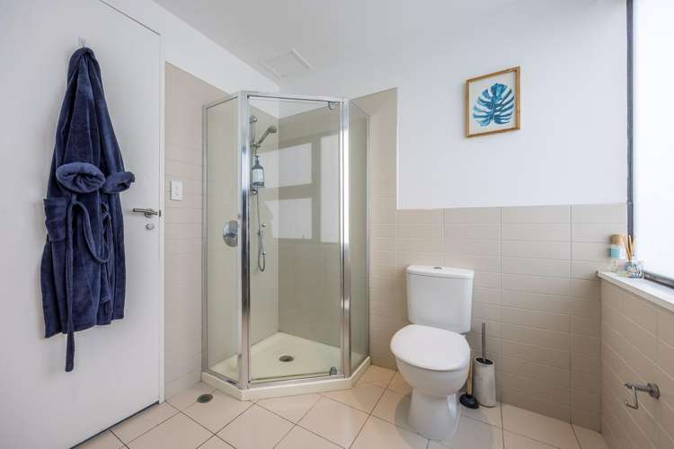 710/18 Beach Road Auckland Central_9