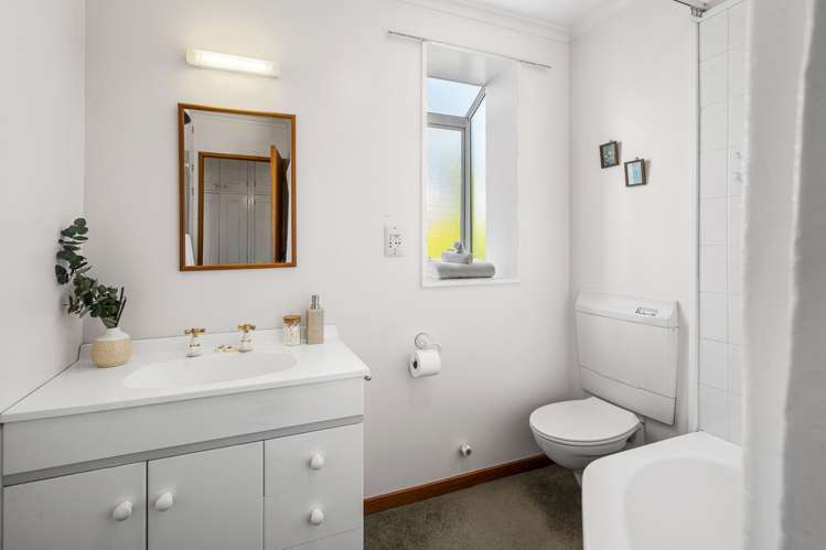 35a Main Road Redcliffs_13