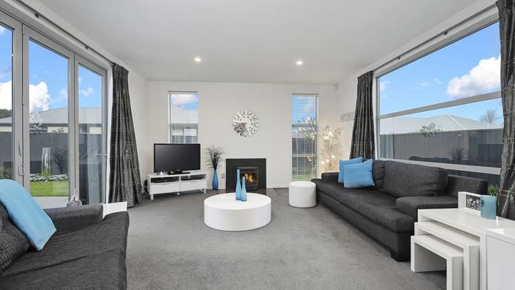 27 Globe Bay Drive Templeton_2