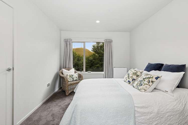 58 Saint Ives Drive Camborne_14