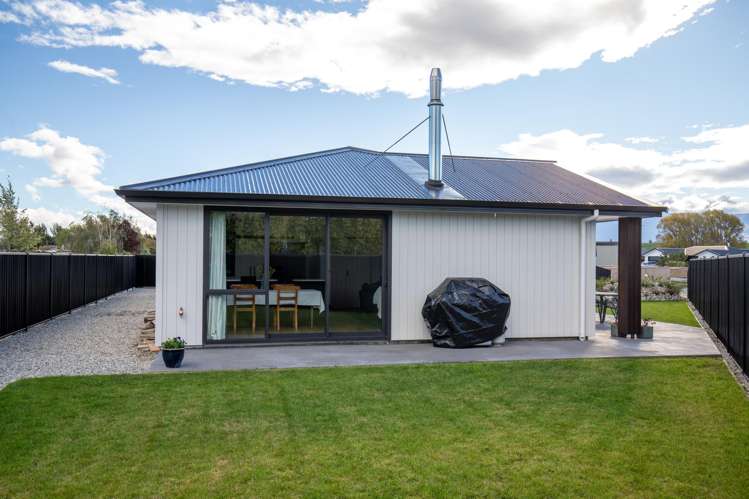 32 Plunket Street Omakau_21