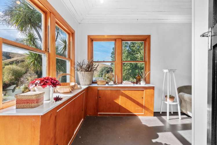 28 Harrington Street Lawrence_4