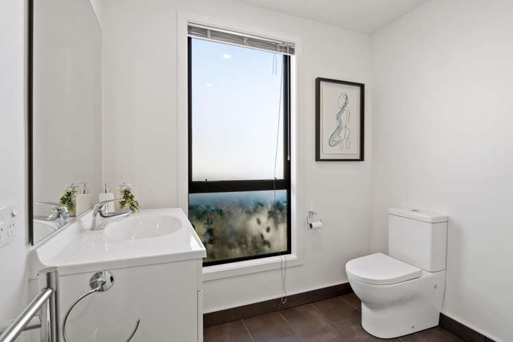 106A Risinghurst Terrace Lower Shotover_9